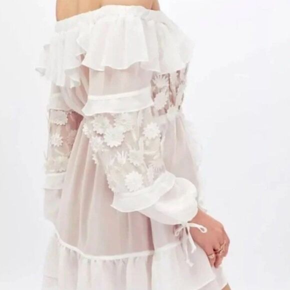 For Love and Lemons Carolina White Lace Long Sleeve Floral Mini Dress - Picture 2 of 11